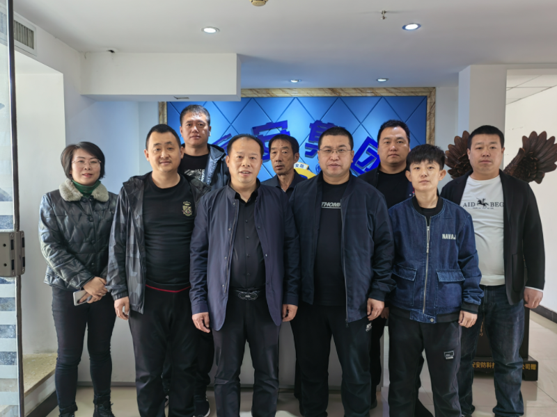 同業(yè)交流才是推動發(fā)展的原動力！歡迎同行企業(yè)老板到陜西鑫安安防參觀指導工作