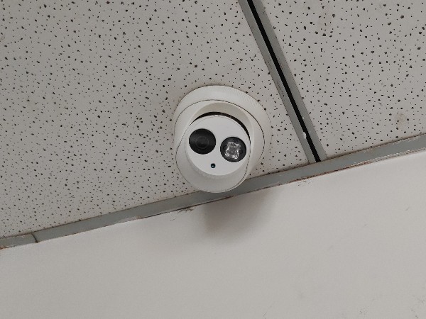 無(wú)線監(jiān)控?cái)z像頭和有線監(jiān)控?cái)z像頭有什么區(qū)別？